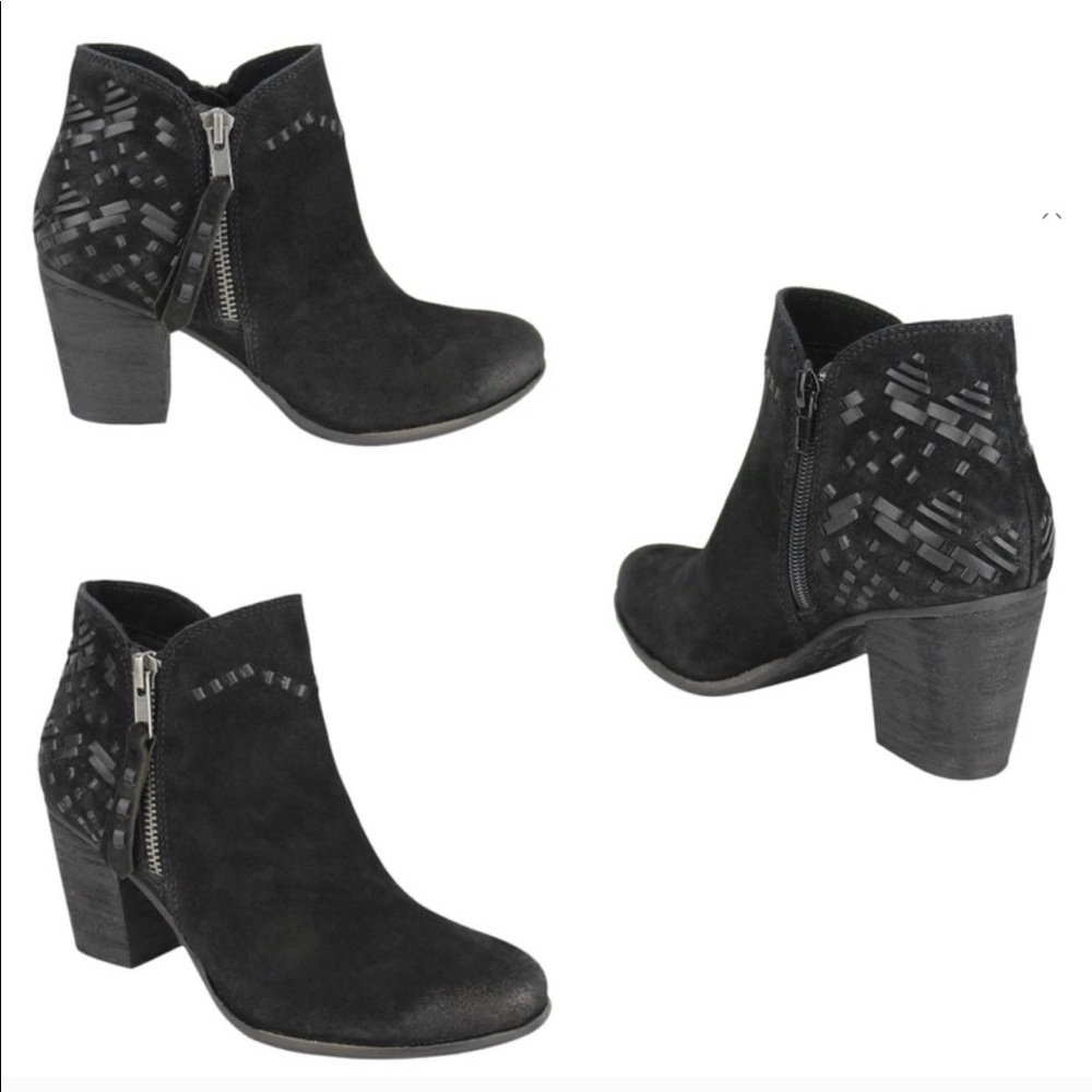 Naughty Monkey 🙊 Blk Stitch-Accent Suede Booties - Picture 5 of 8